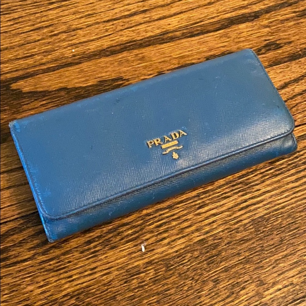 Prada Saffiano Continental Flap Wallet